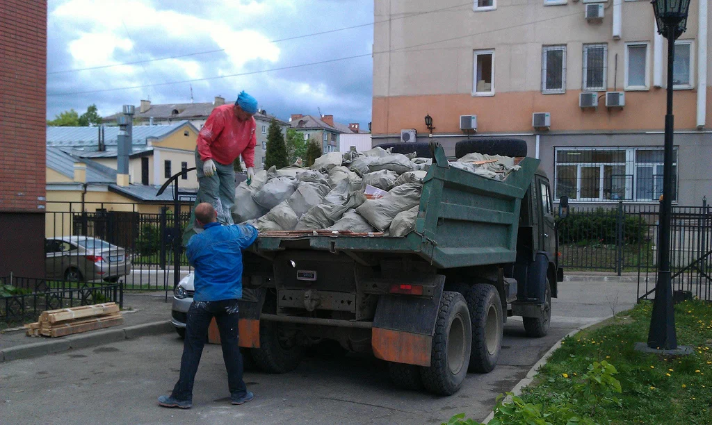 Вывоз строительного мусора в Казани от 1699 руб. – ПроМусор