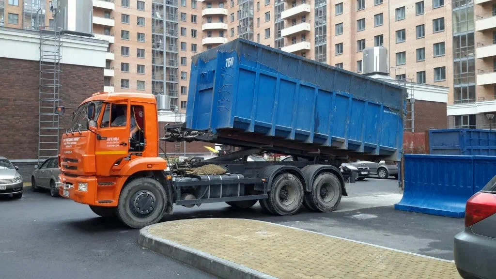 Аренда пухто для вывоза строительного и бытового мусора в Казани в октябре