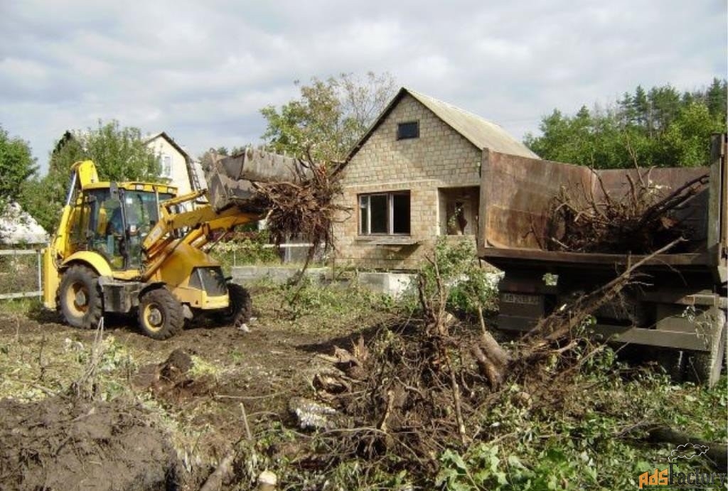 Уборка участков от мусора любой сложности в Казани в октябре